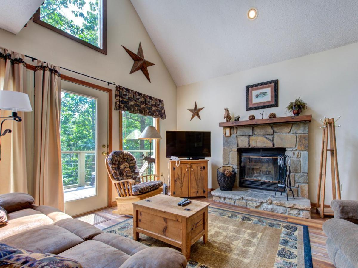 Mountain Charm Villa Gatlinburg Exterior photo