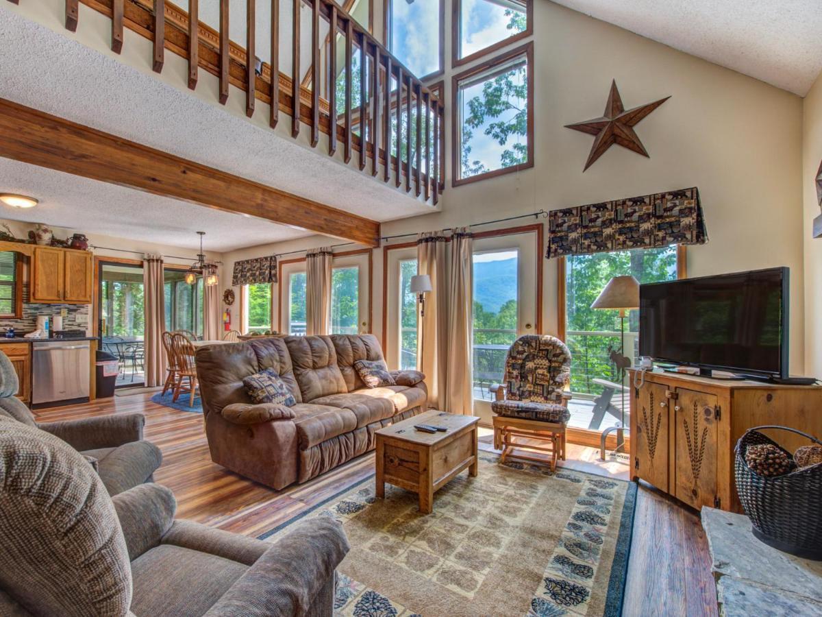 Mountain Charm Villa Gatlinburg Exterior photo